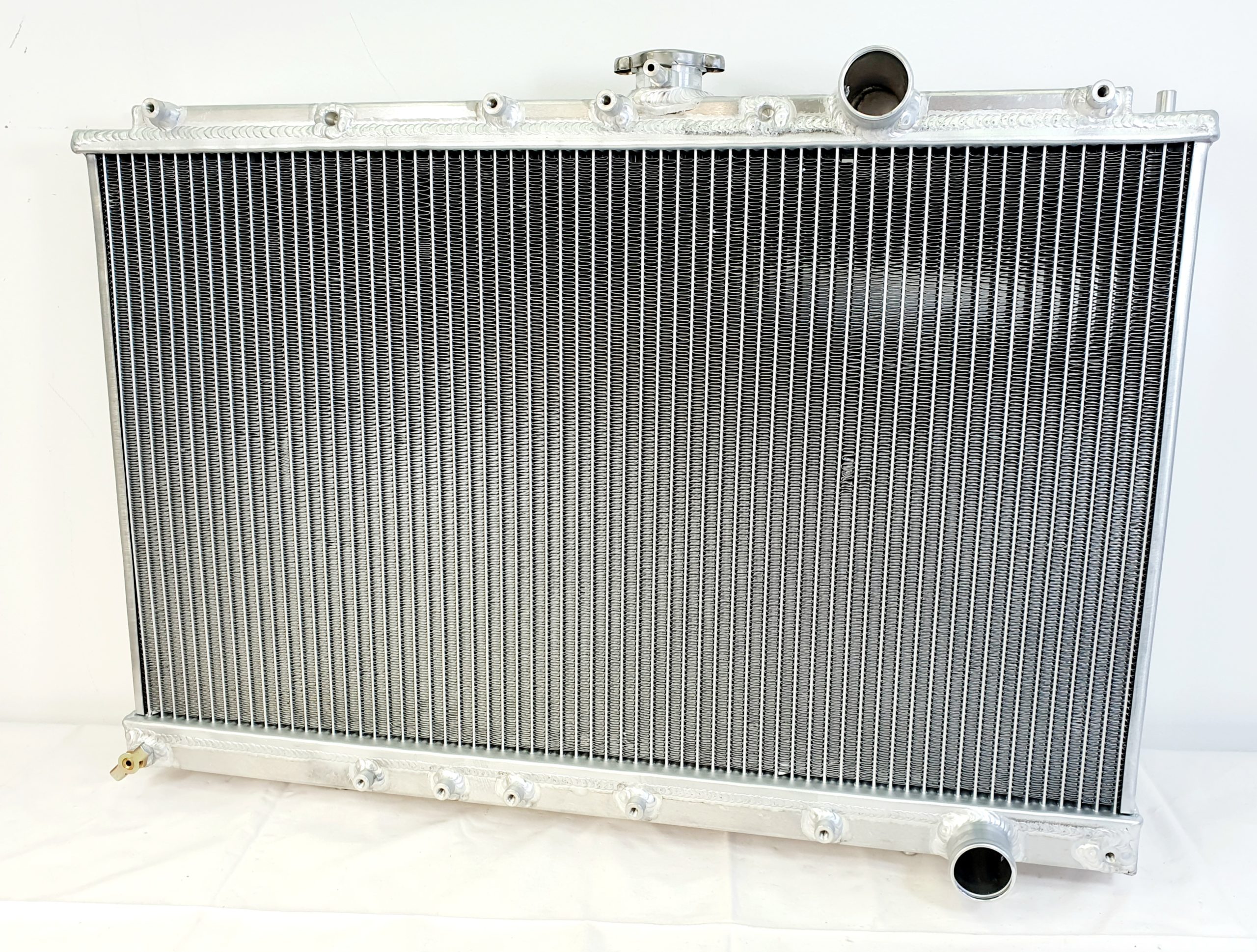 Vattenkylare R009 Mitsubishi Lancer Evolution 1,2,3 92-96