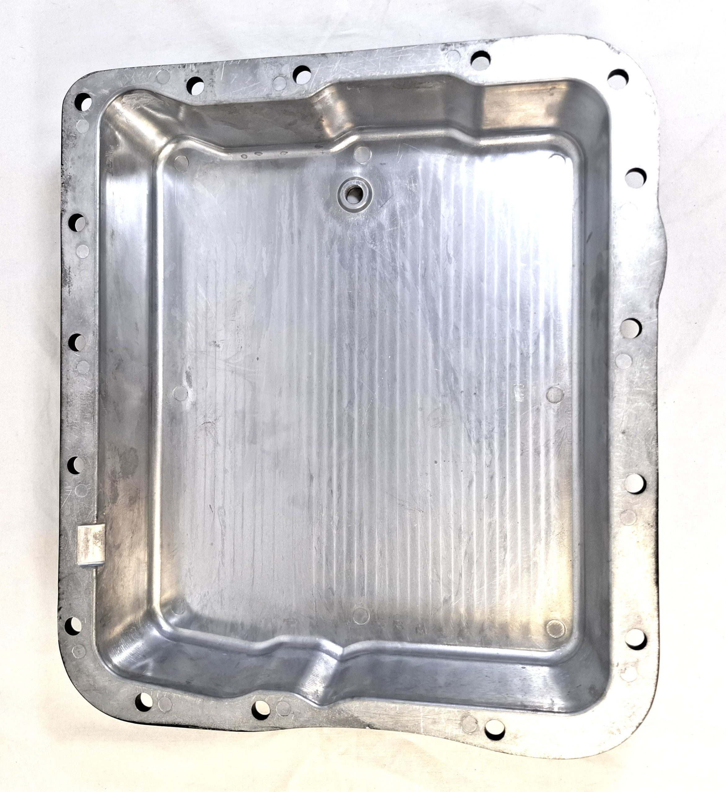 Oljetråg gjutet TH 700 svart - Bild 2