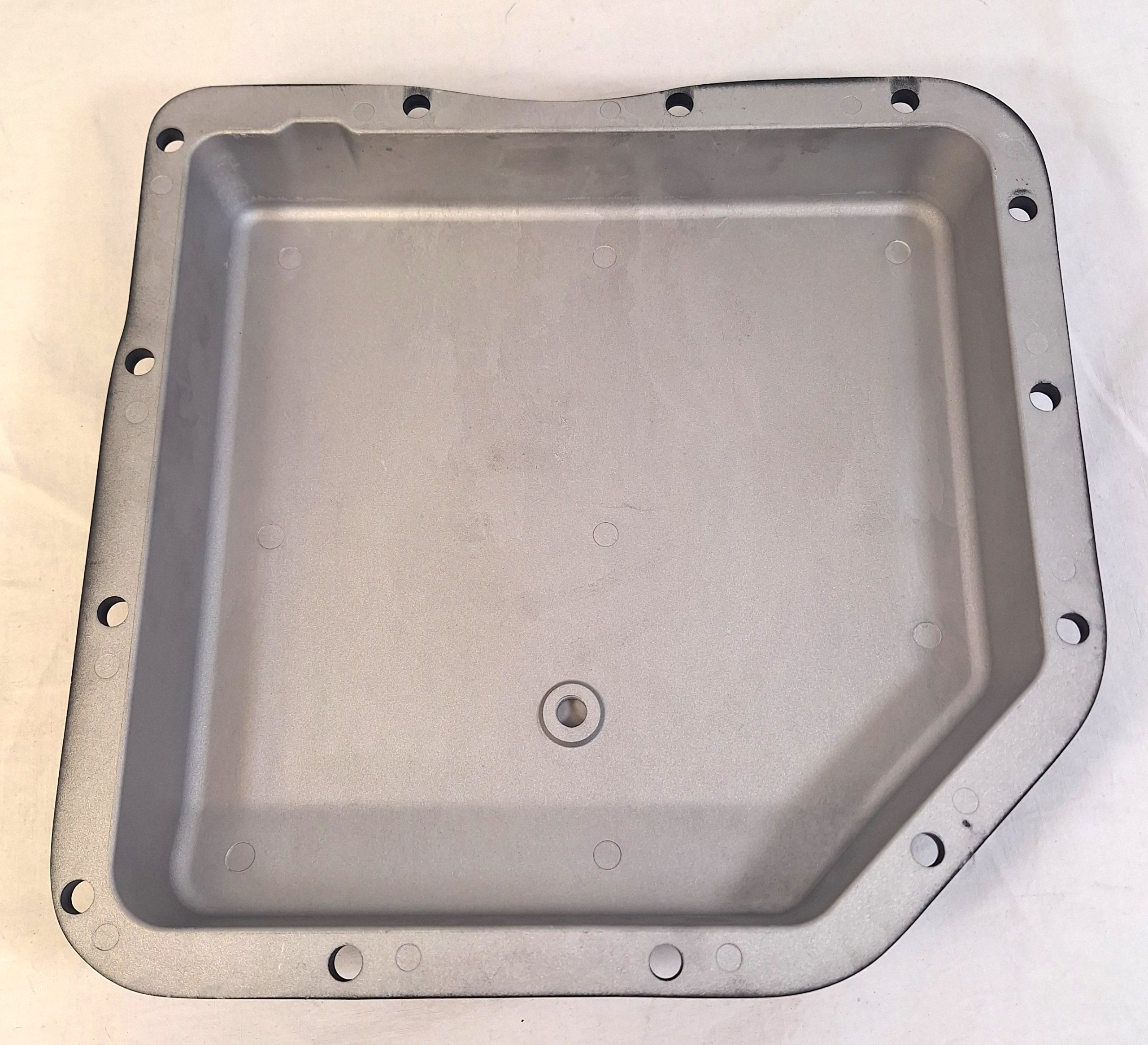 Oljetråg gjutet TH350 Svart - Bild 3